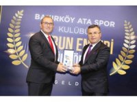 Başkan Böcek, 2022 Yılı Spor İnsanı Ödülü’ne layık görüldü