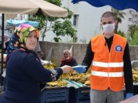 Büyükşehir Alanya’da maske dağıttı