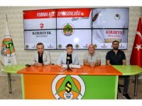 Alanyaspor’un forma kol sponsoru Kırbıyık Holding oldu