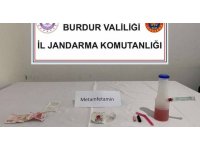 Burdur’da jandarma ekiplerinin uyuşturucu operasyonunda 3 şüpheli tutuklandı