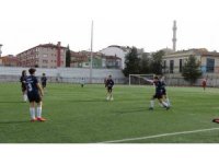 Burdur Gençlik ve Spor Kadın Futbol Takımı ilk maçından hükmen galip ayrıldı