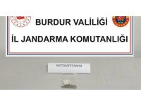 Burdur’da uyuşturucu ve kaçakçılık operasyonunda 2 şahıs tutuklandı