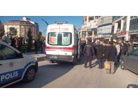 Burdur’da seyir halindeki motosiklet yayaya çarptı: 2 yaralı