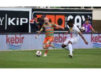 Trendyol Süper Lig: Alanyaspor: 0 - Kayserispor: 0 (İlk yarı)