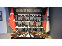 Seyhan polisi 80 ruhsatsız silah ele geçirdi