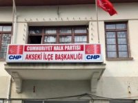 Akseki CHP yönetiminde 8 istifa