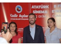 Ceyhan Belediye Başkanı Aydar, "Atatürk 2" filmiyle Ceyhanlıları buluşturdu