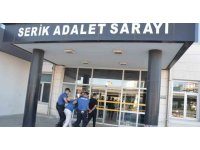 Servis aracı bekleyenleri kurşun yağmuruna tuttular: 3 gözaltı