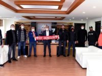 Antalyaspor’un 55’inci doğum gününde Muratpaşa’dan taraftara hediye