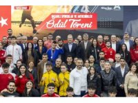 Mersin’de başarılı sporcular ve antrenörler ödüllendirildi