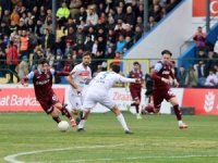 Ziraat Türkiye Kupası: İskenderunspor: 1 - Trabzonspor: 0 (İlk yarı)