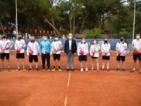 Türkiye İşitme Engelliler Tenis Milli Takımı HayatPark kortlarında